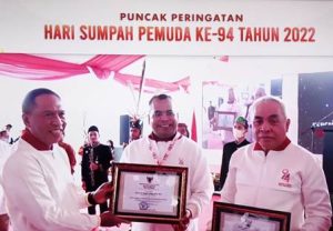 Pemerintah Beri Penghargaan kepada Rektor Universitas Moestopo