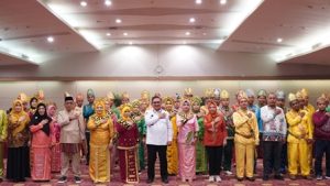 Ini Pesan Marten Taha Untuk Anggota PPK Kota Gorontalo Yang Baru Dilantik