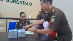 Kejari Kab. Gorontalo Berhasil Kembalikan 920 Juta Rupiah Uang Negara, Dari Hibah Pinjaman PDAM