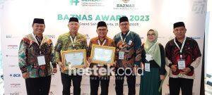 Sukses Kelola Zakat, Marten Taha Terima Penghargaan Baznas Award 2023