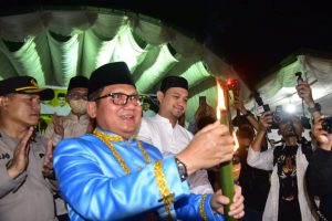 Marten Taha Sebut Festival Pawai Obor Wujud Syiar Islam di Kota Gorontalo