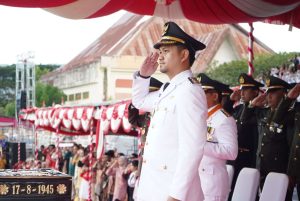Wawali Ryan F. Kono Pimpin Upacara Penurunan Bendera di HUT RI ke-78