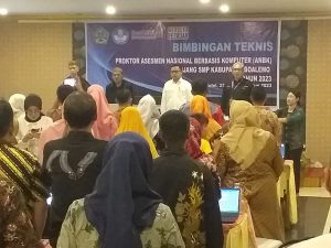 Buka Bimtek ANBK Jenjang SD/SMP, Ini Harapan Supandra Nur