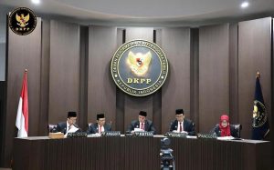 Erman Katili Diberhentikan Sementara dari Anggota Bawaslu Kota Gorontalo