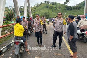 Kapolda Gorontalo Tinjau Lokasi Banjir di Kecamatan Tolinggula, Gorut