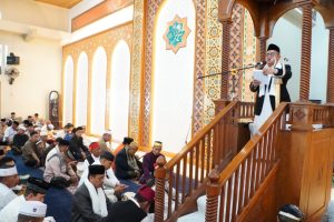 Pesan Wali Kota Marten Taha Saat Jadi Khatib Shalat Idulfitri 1445 Hijriah
