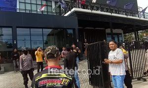 Nyaris Ricuh, Alyun Hippy Coba Provokasi Massa Saat Demo Dugaan Pelecehan Profesi Jurnalis