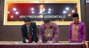 Sertijab Kepala Sekretariat KPU Provinsi Gorontalo, Ini Harapan Opan Hamzah