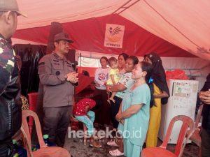 Kejari Kab. Gorontalo Salurkan Sembako Untuk Korban Banjir Luapan Danau Limboto