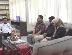 Ketua dan Anggota KPU Bertemu Plt. Sekda Haris Suparto Tome, Ini Yang Dibahas
