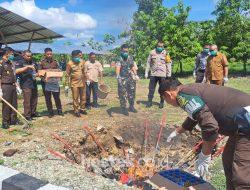 Kejari Kabupaten Gorontalo Musnahkan Barang Bukti Berkekuatan Hukum Tetap