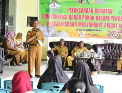 Pemkot Gorontalo Salurkan Bantuan Bahan Pokok Untuk Warga Dumbo Raya