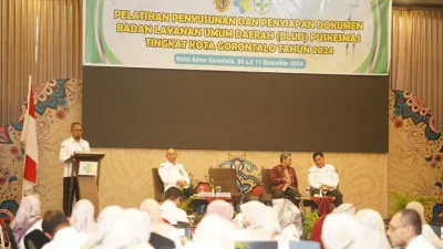 Ismail Madjid Tutup Pelatihan Penyusunan dan Penyiapan Dokumen BLUD