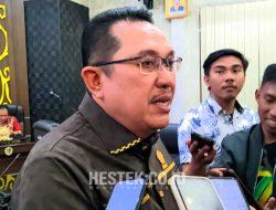 Totok Bachtiar: Lurah yang Biarkan Waria Tampil Saat Agustusan Harus Disanksi