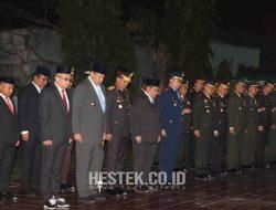 Hadiri Renungan Suci di TMP Pentadio, Ramdan Liputo Dorong Generasi Muda Warisi Nilai Perjuangan