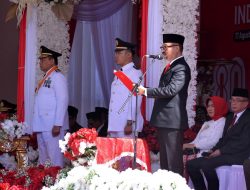Ketua DPRD Provinsi Gorontalo Bacakan Teks Proklamasi pada Upacara HUT RI ke-80