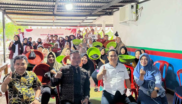 Mahasiswa KKN UNG Sosialisasikan Inovasi Kurma Tomat di Desa Luwoo