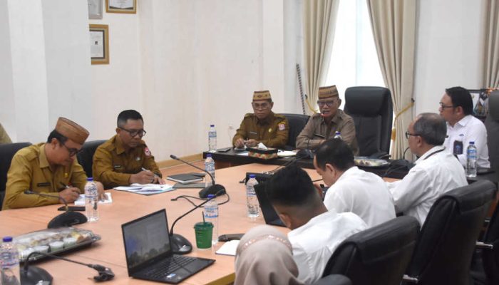 Bupati Ismet Mile Tegaskan Komitmen Kawal Dana Desa dan BUMDes