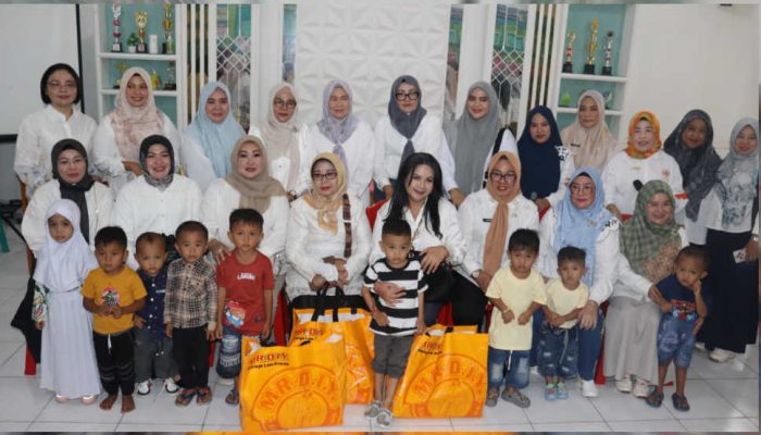 PIAD Provinsi Gorontalo Salurkan Bantuan untuk Anak Stunting di Limboto Barat