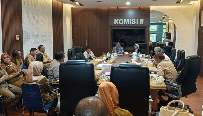 Komisi II Deprov Gorontalo Tekankan Transparansi dan Efektivitas Program Bantuan Masyarakat