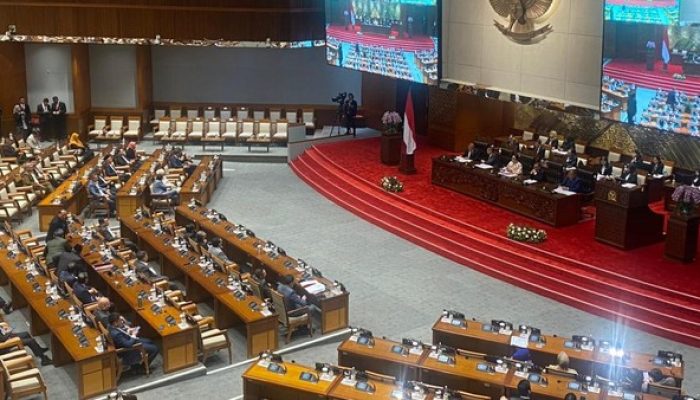 DPR Sahkan KUHAP Baru di Tengah Penolakan Publik, Ini 14 Substansi Perubahannya