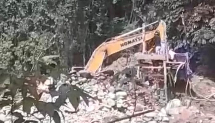 PETI di Dusun Pasir Putih Mootilango Kian Menggila, Hukum Tumpul, Sungai Jadi Korban?