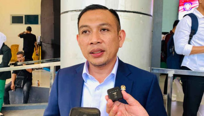 Tak Kaku dan Menggurui, DPRD Nilai Gaya Pigai Bahas HAM Lebih Efektif