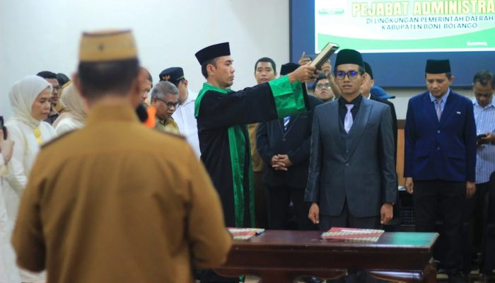 Ismet Mile Lantik Frans Mitran Ajani sebagai Direktur BUMD PT Bone Bolango Cemerlang